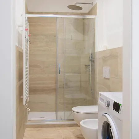 Apartment Floor With Elevator - Fantastic View