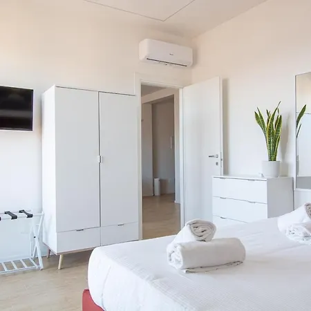 Floor With Elevator - Fantastic View Apartment
