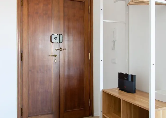 Floor With Elevator - Fantastic View *